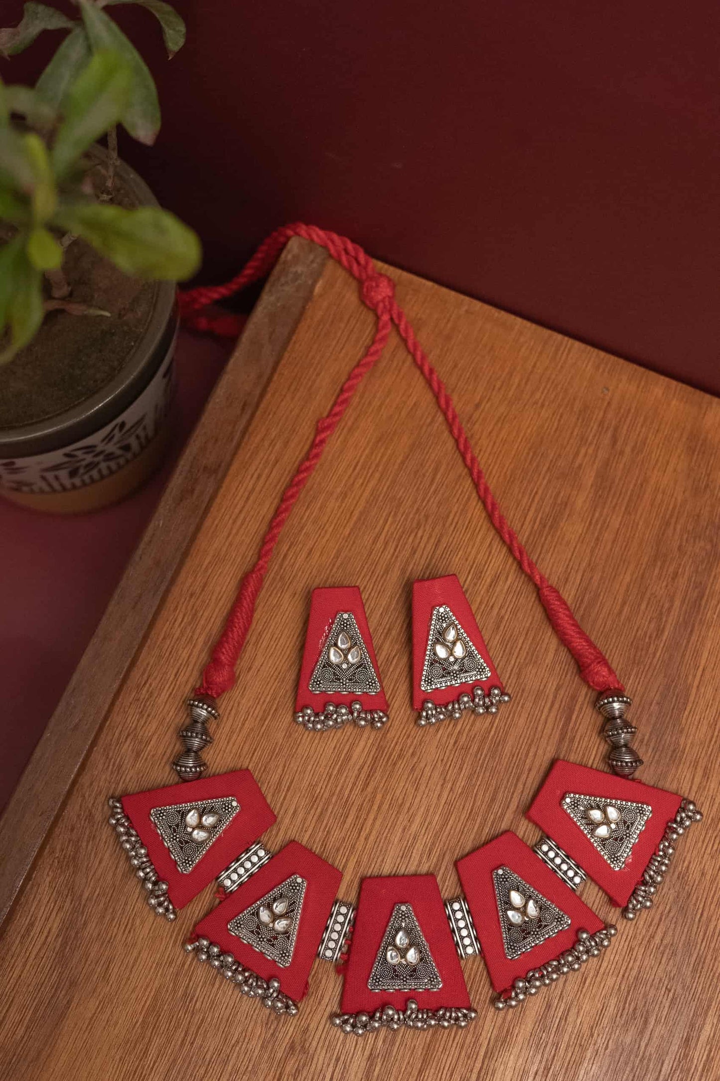 Multicolor Oxodise Fabric Choker with Silver Triangle Motifs