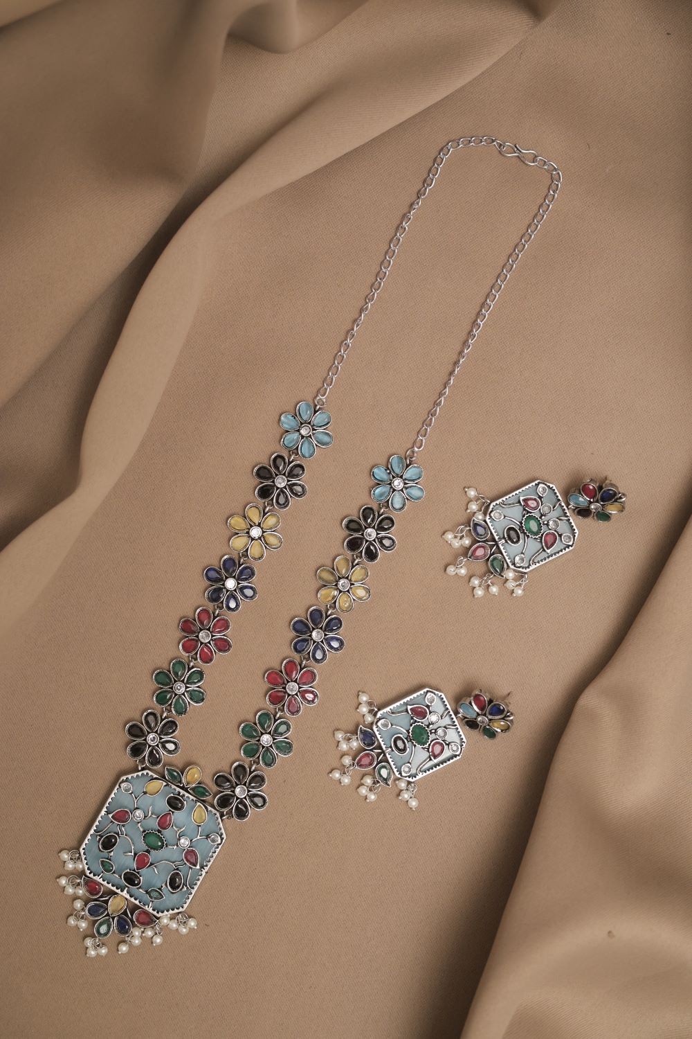Silver Look-Alike Chain Pendant with Multicolor Cabochon Flowers