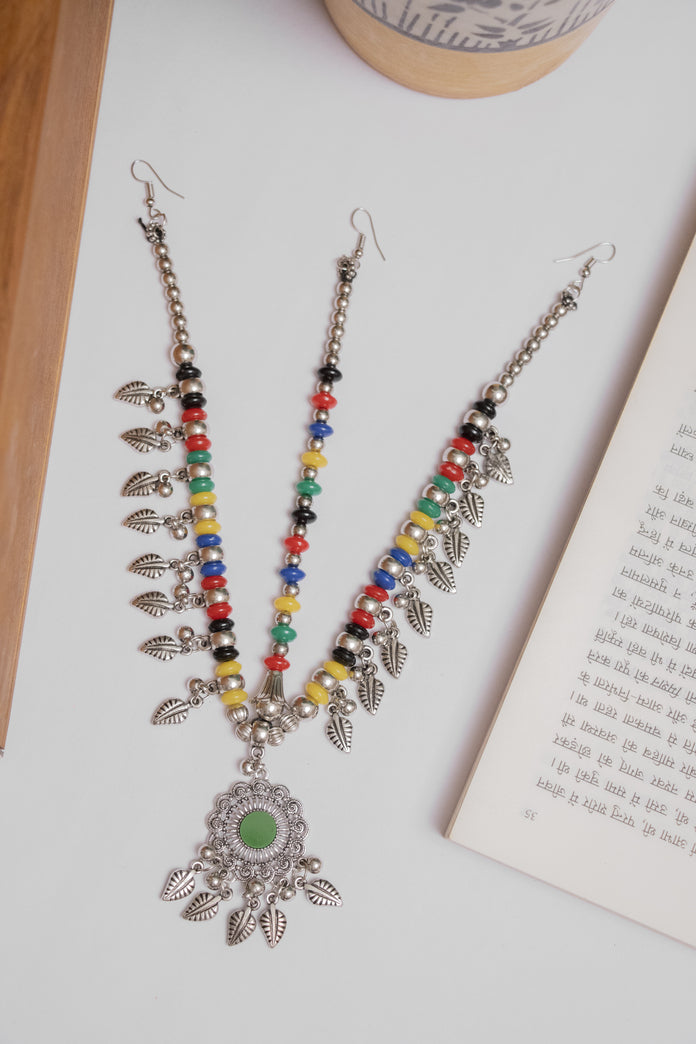 Oxodise Round Damini with Multicolor Beads & Dangling Leaf