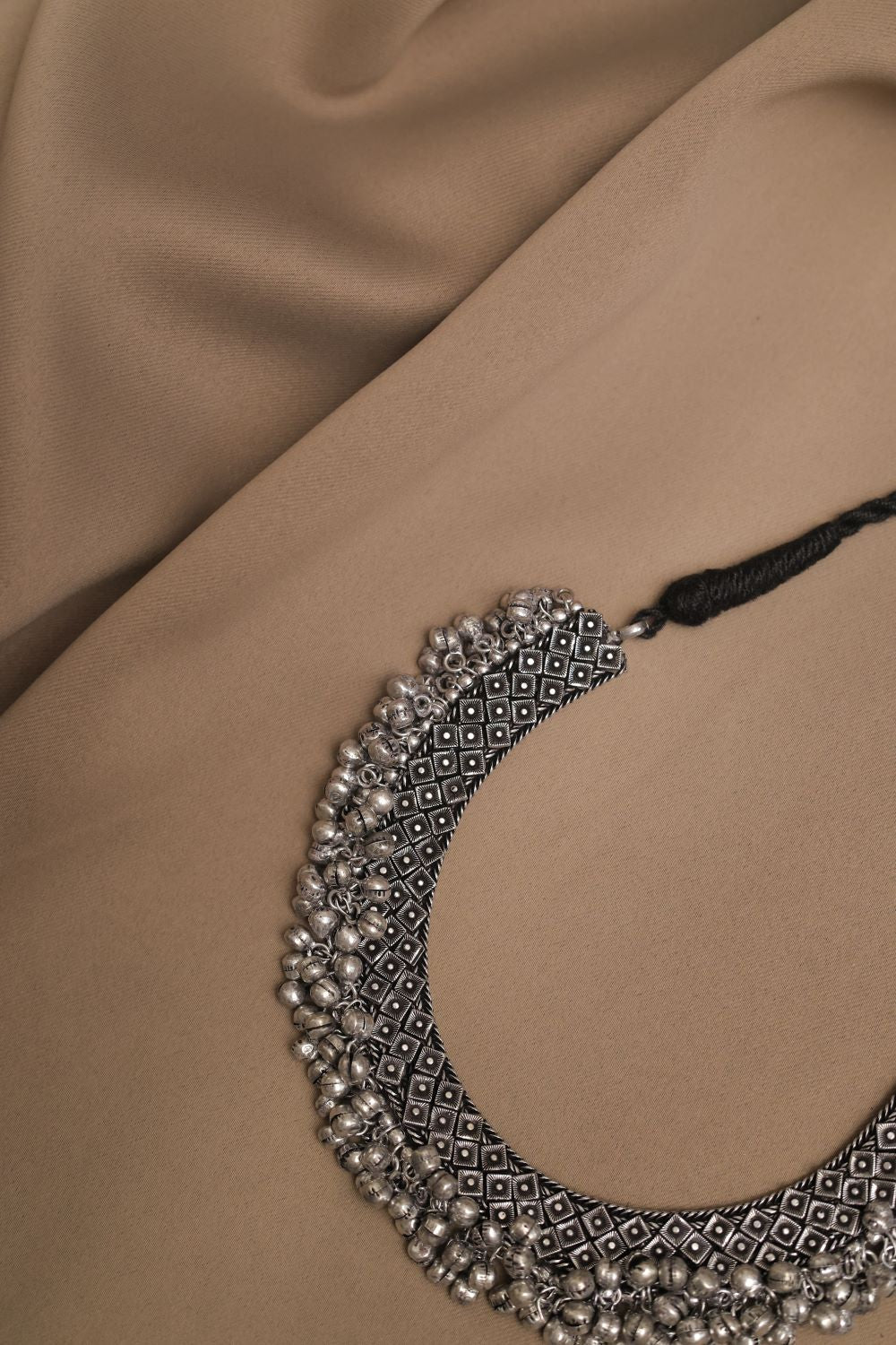Silver Look-ALike Jadau Choker with Beaded Tassels