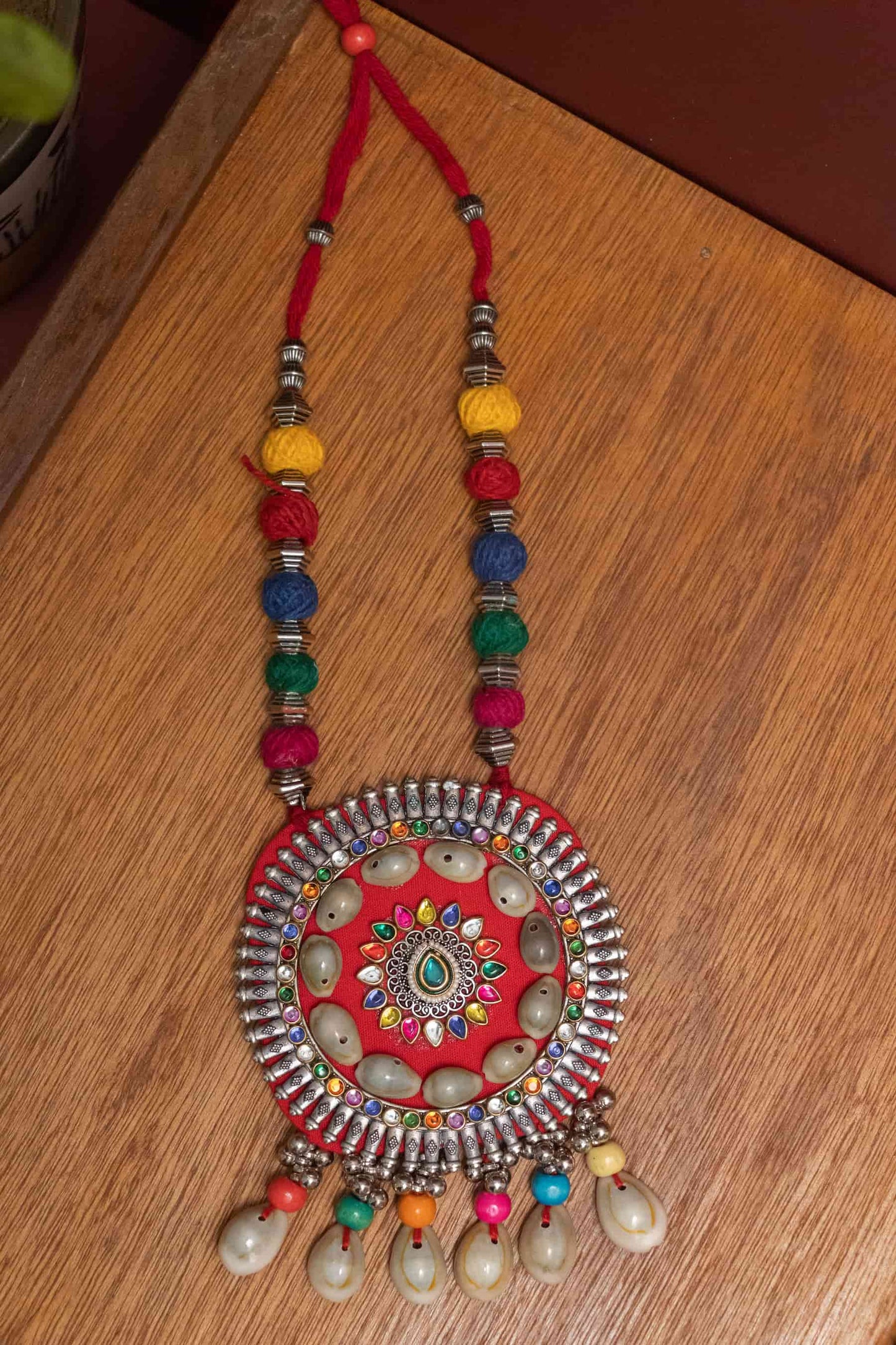 Fabric Kodi Necklace with Round Charm & Multicolor Stone