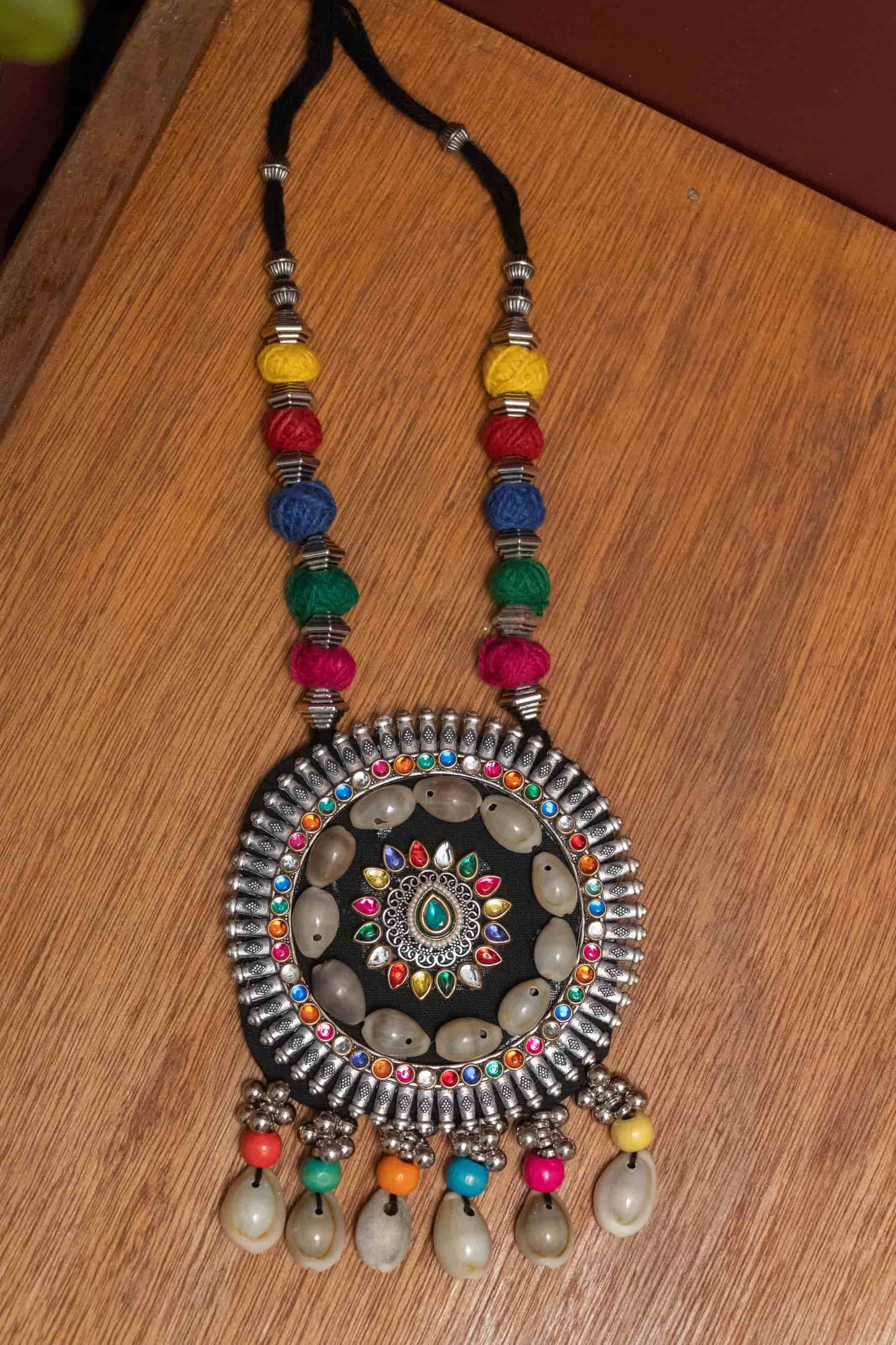 Fabric Kodi Necklace with Round Charm & Multicolor Stone