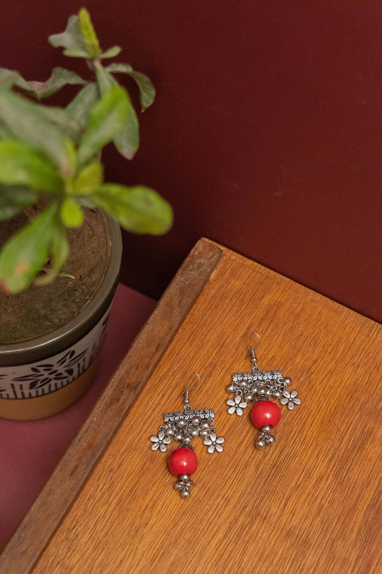 Oxodise Necklace with Floral & Multicolor Balls