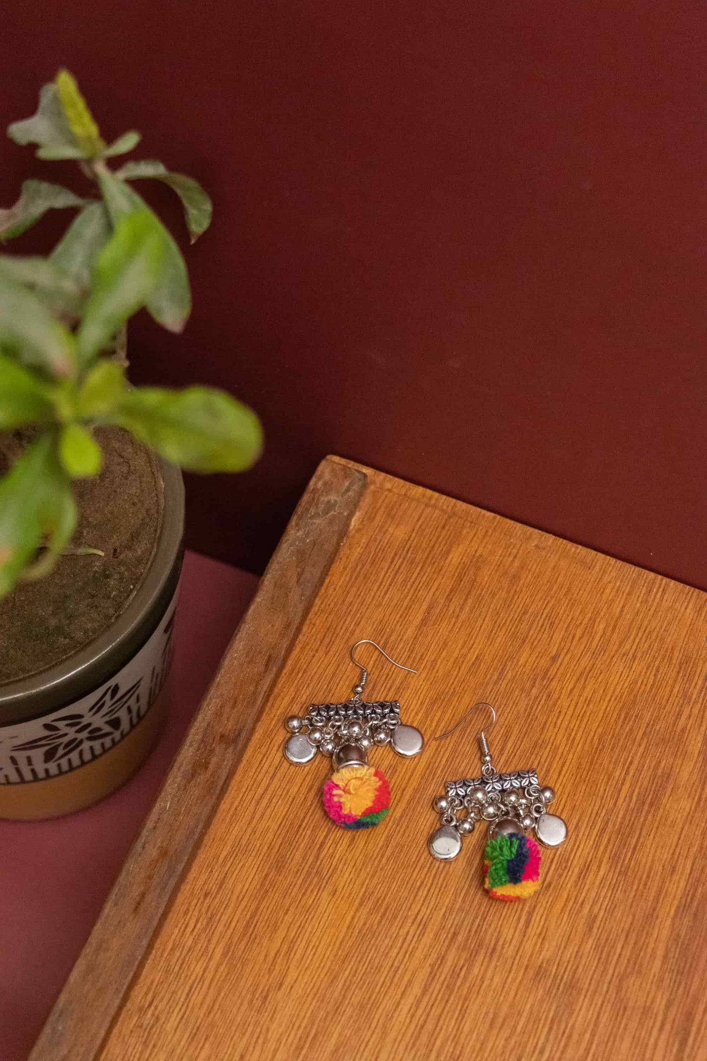 Oxodise Double Layer Elephant Nacklace with Pom Poms