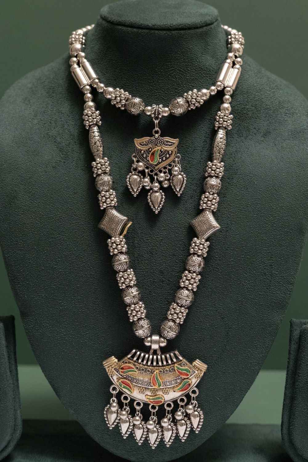 Oxodise Two Tone Paisley Theme Necklace with Dangling Leaf Drops