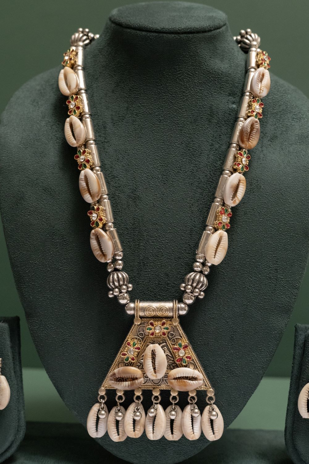 Oxodise Kodi Necklace with Triangle Charm