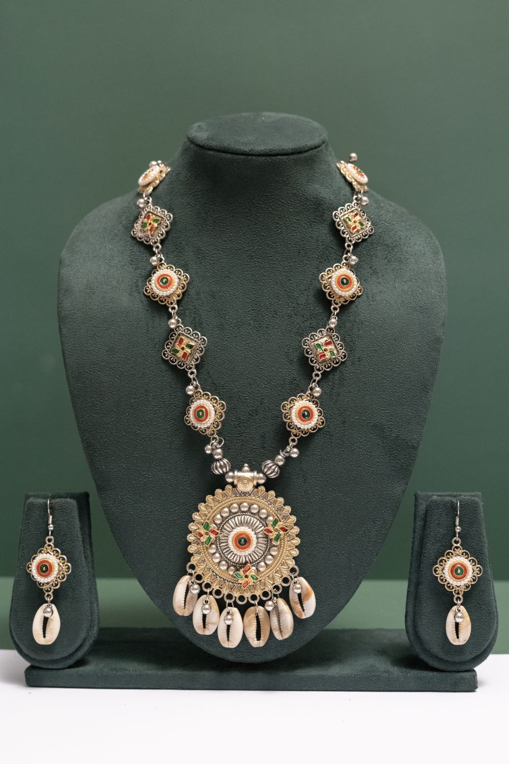 Oxodise Two Tone Mandala Kodi Necklace with Round Charm