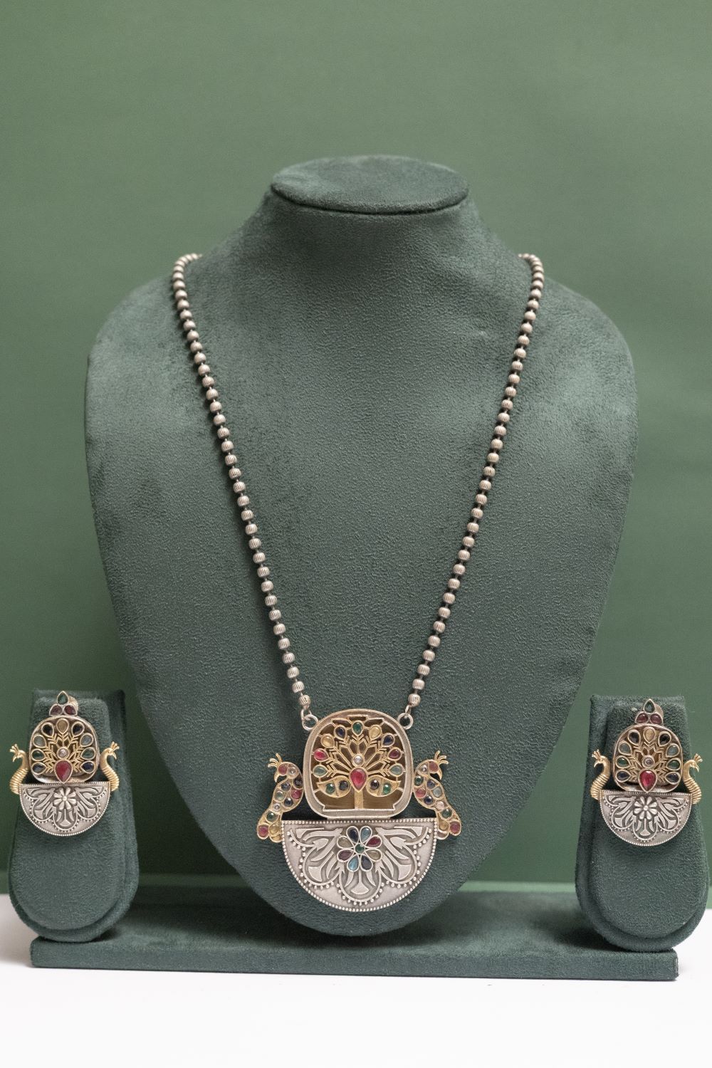 Silver Look-Alike Peacock Motif Necklace with Tree Design