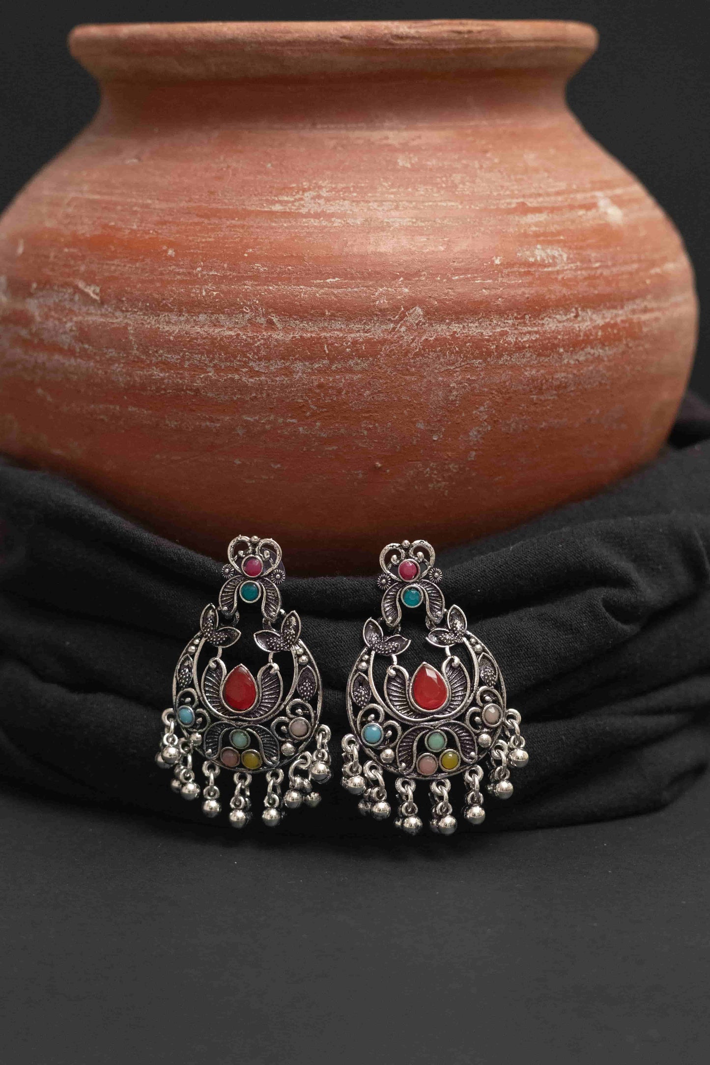 Oxodise Multi-Stone Choker Necklace Set with Jhumka & Tika