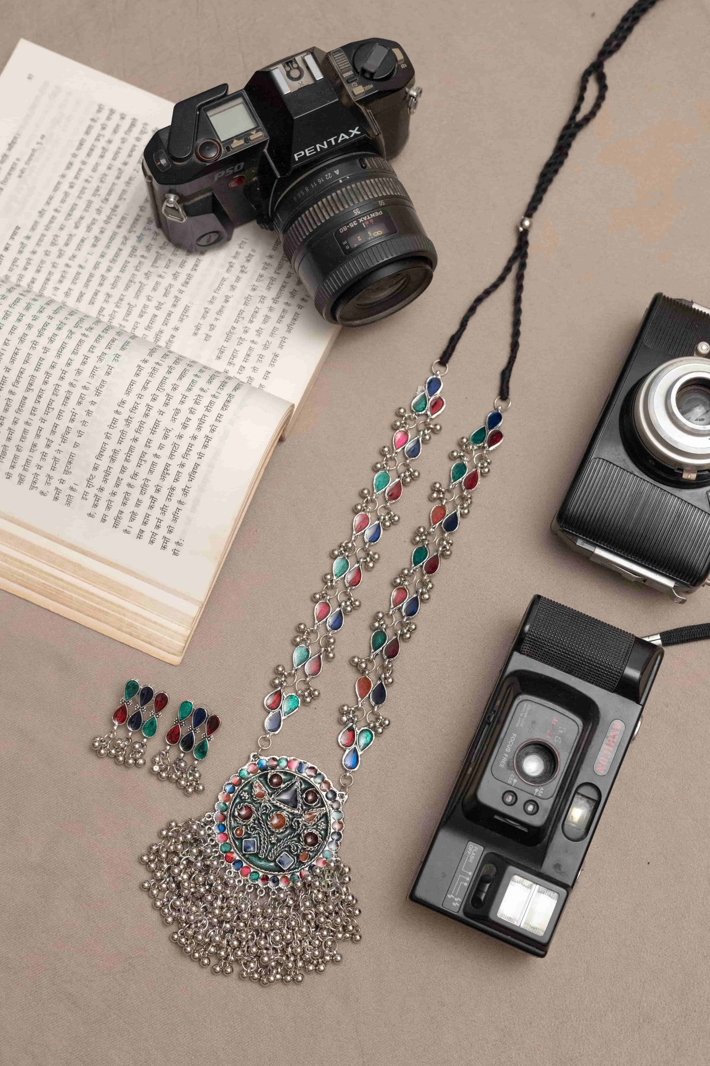 Oxodise Meena with Dangling Beads and Round Charm