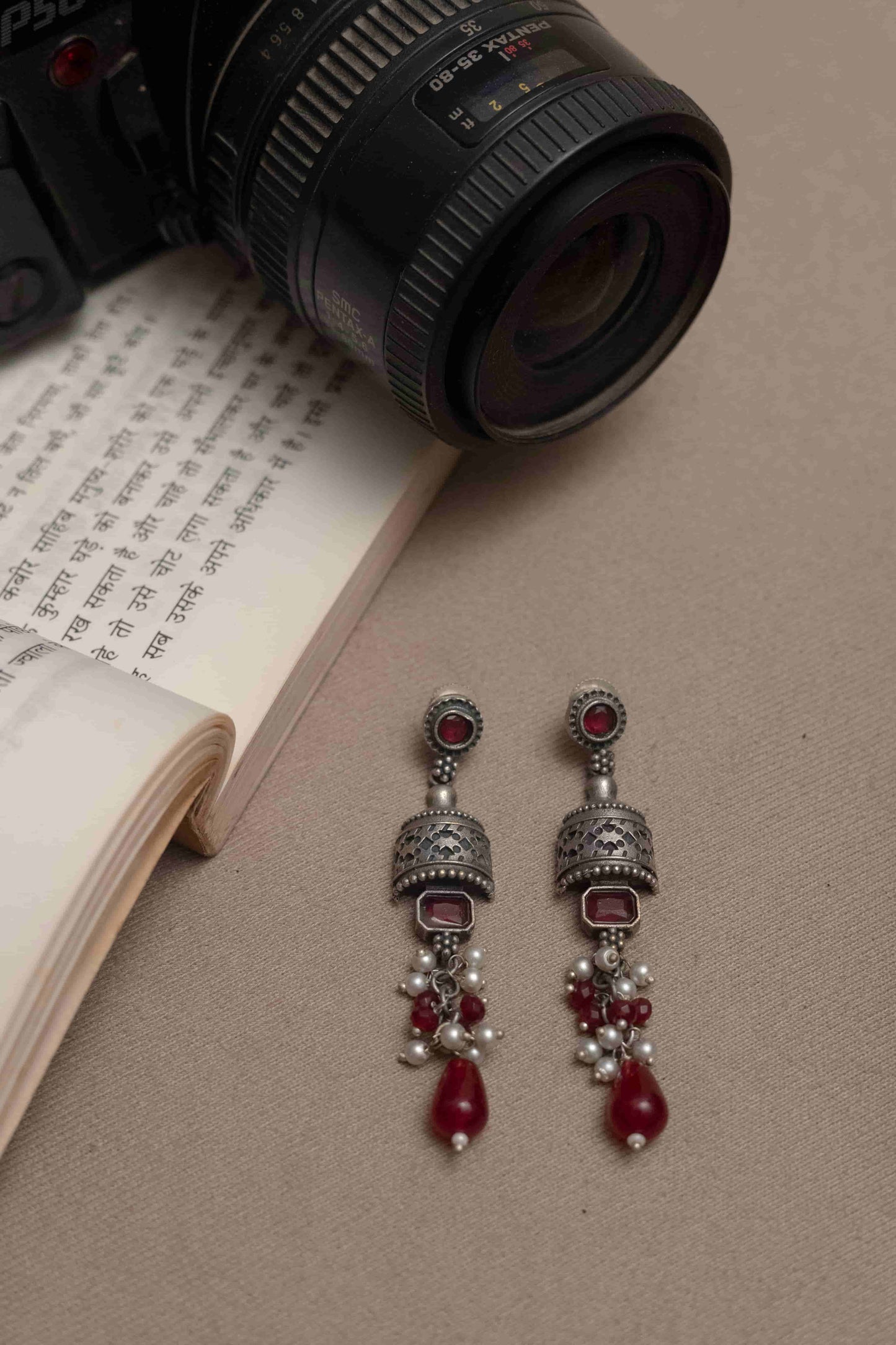 Silver Look-Alike Necklace with Dangling Beads
