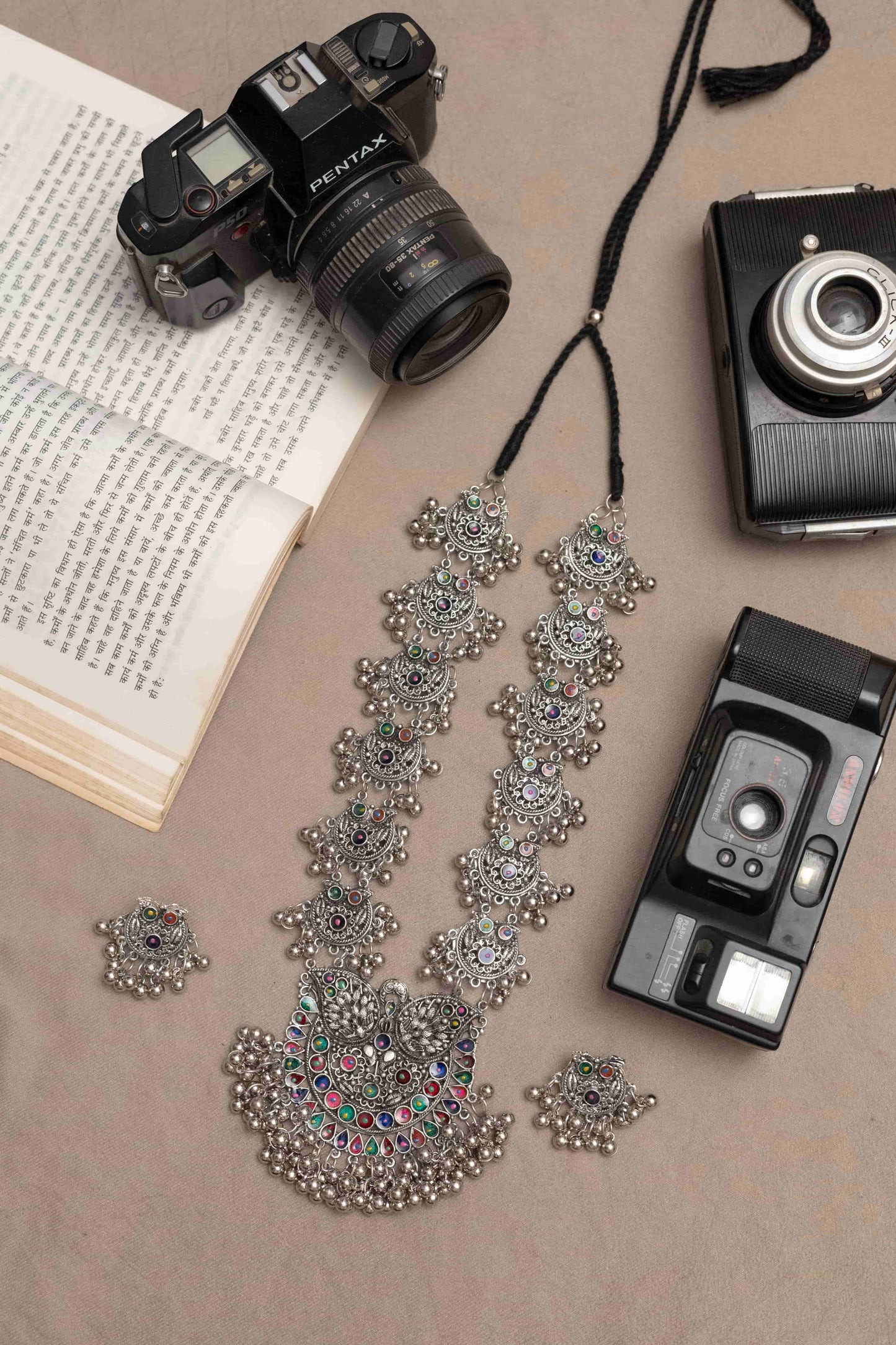 Oxodise Vibrant Meena Necklace with Detailed Beads
