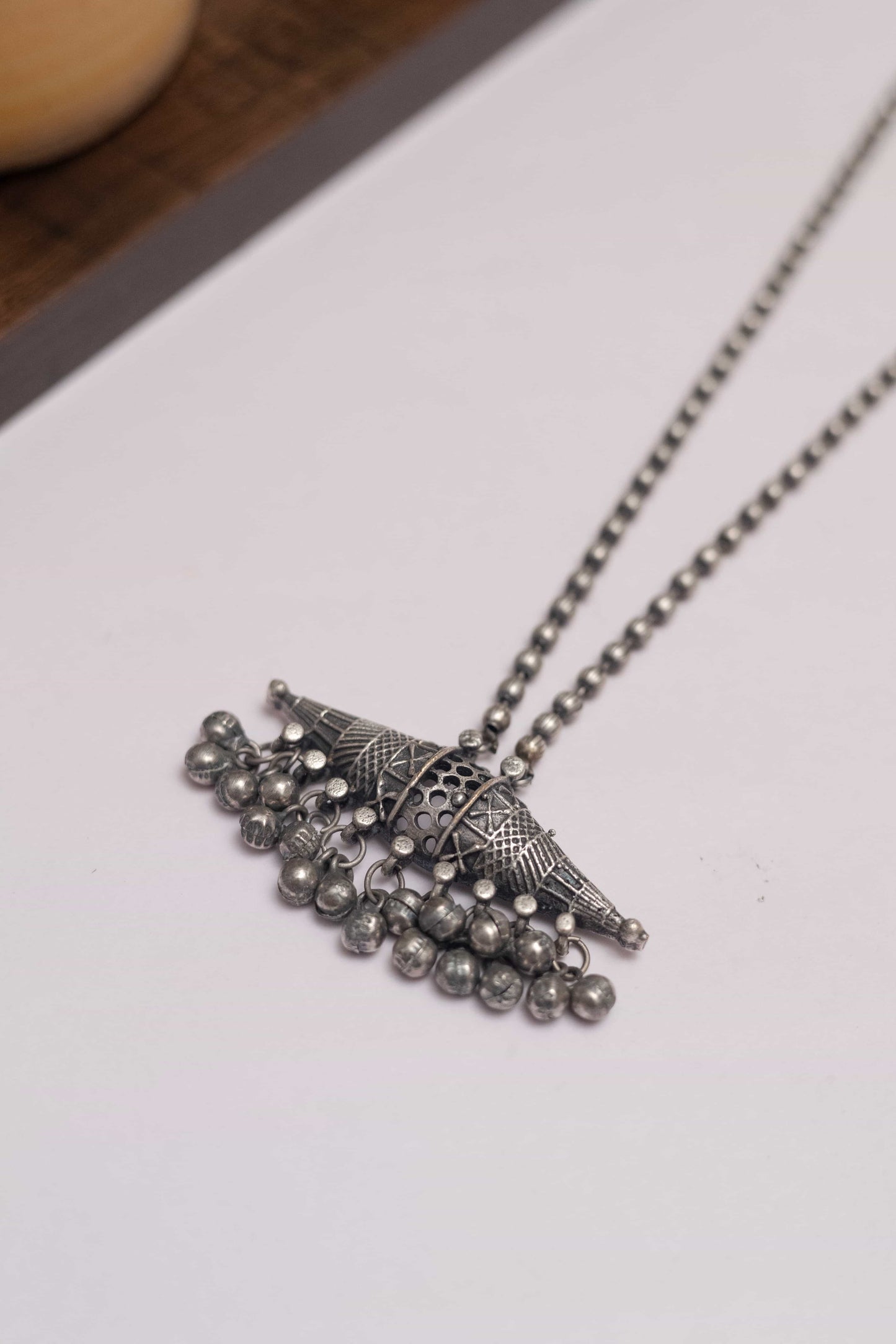 Oxodise Chain Pendant with Dome Design
