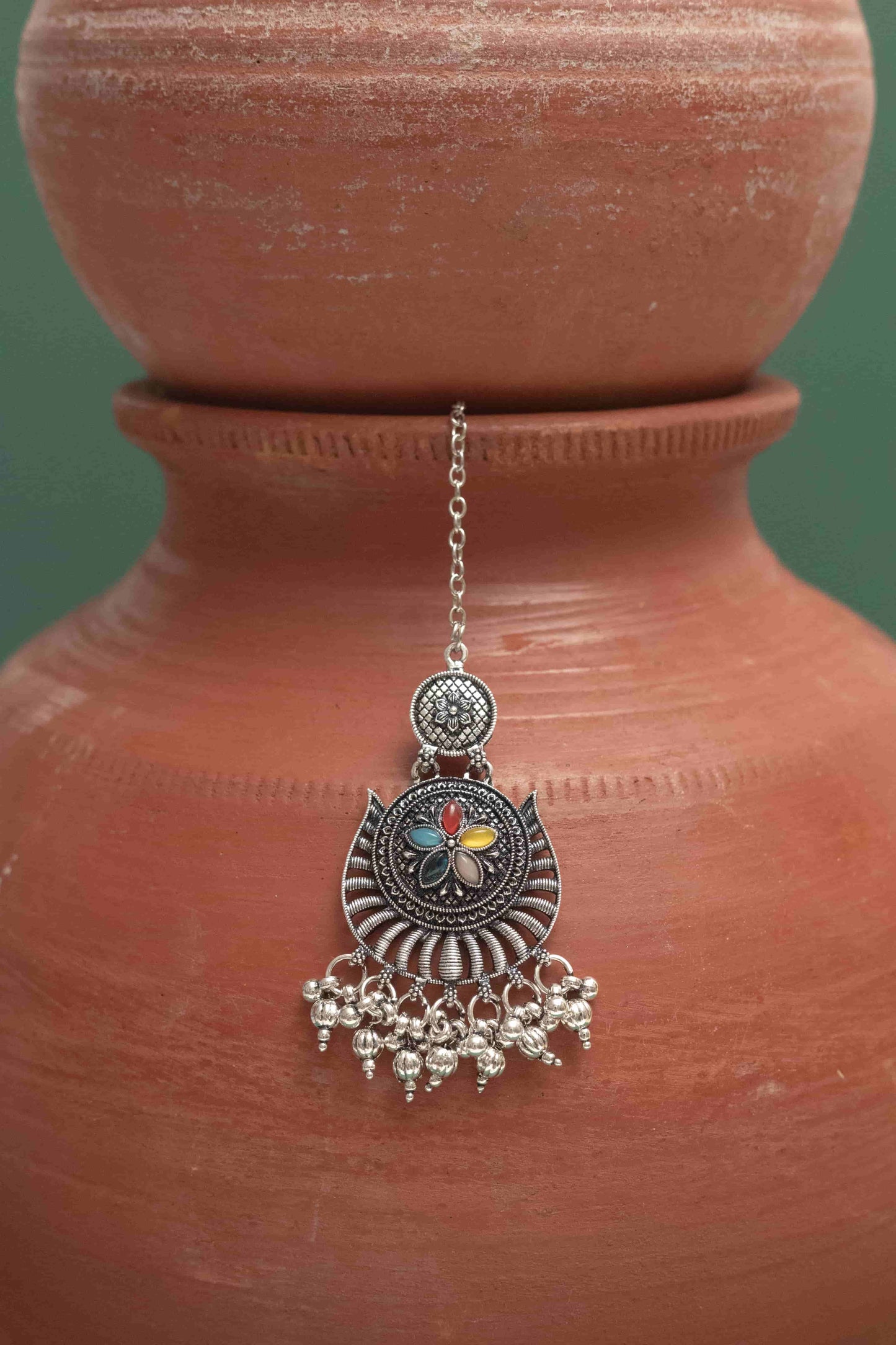 Oxodise Combo Choker Necklace with Teardrop Cabochon Flowers