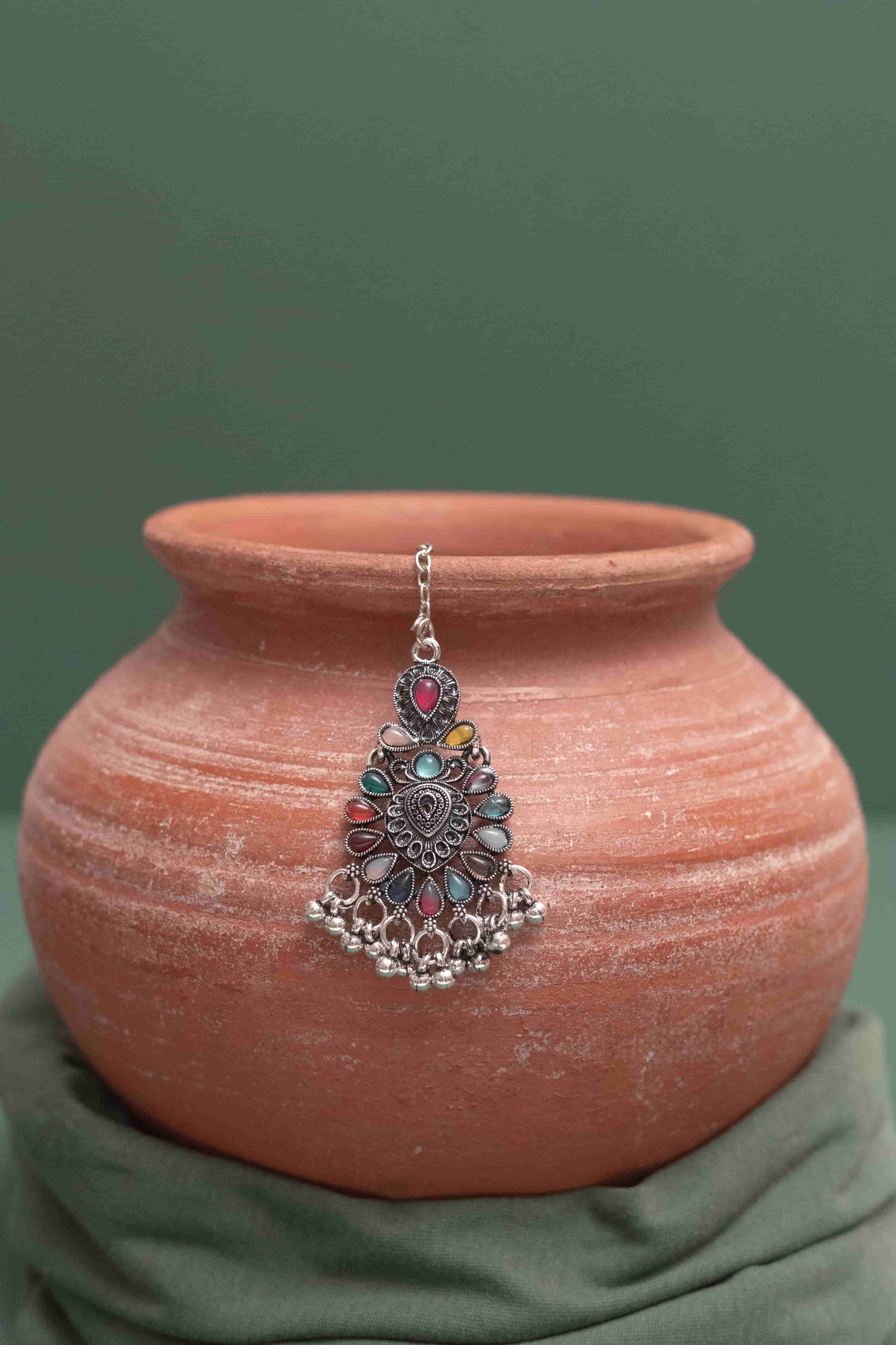 Oxodise Combo Multi Teardrop Choker Necklace with Cabochon Drops