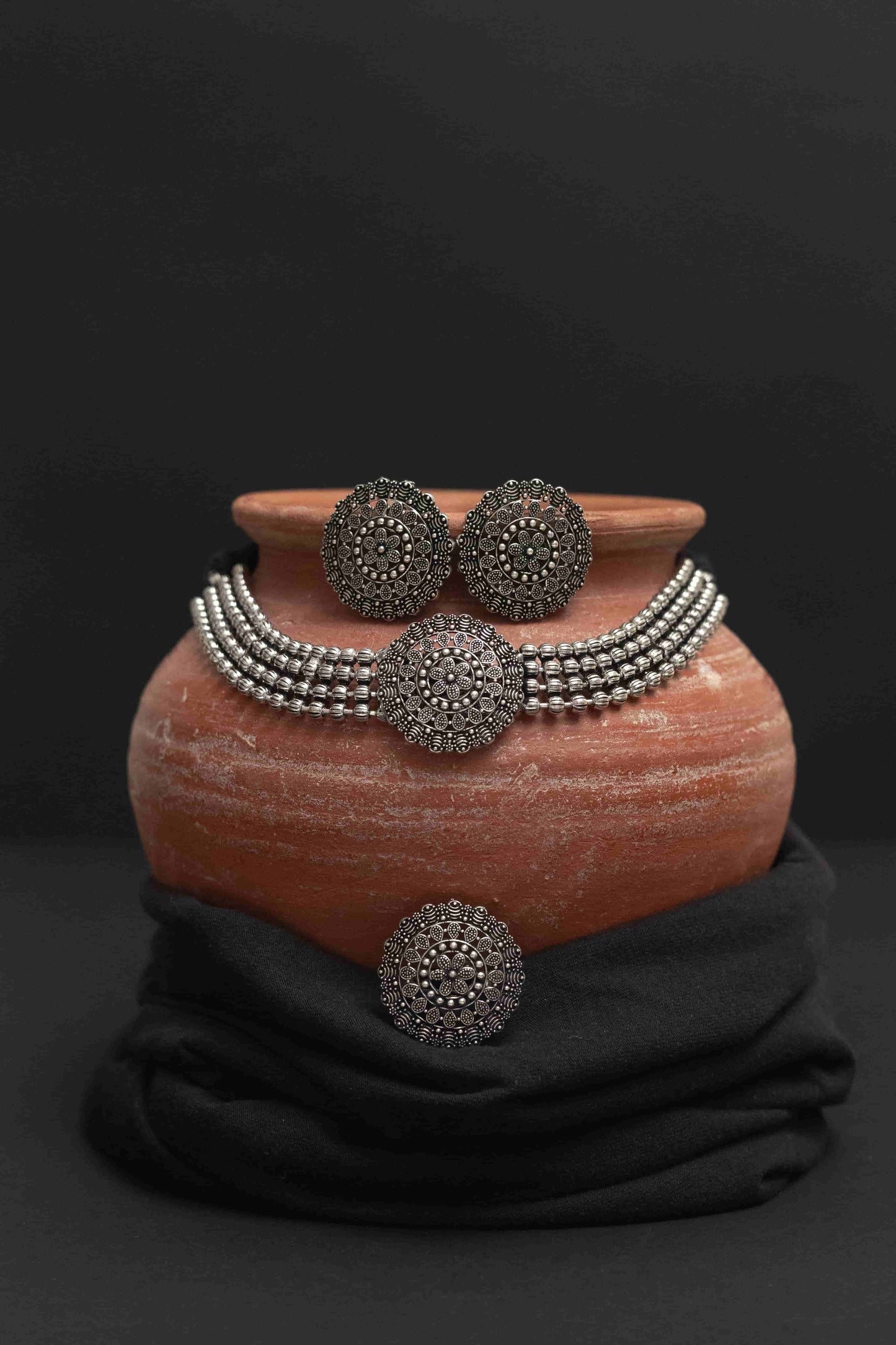 Oxodise Combo Choker with Four Layered Beads Chain & Unique Design