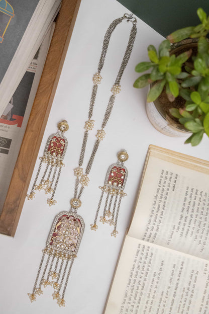 Silver Look-Alike Chain Pendant with Floral Beads