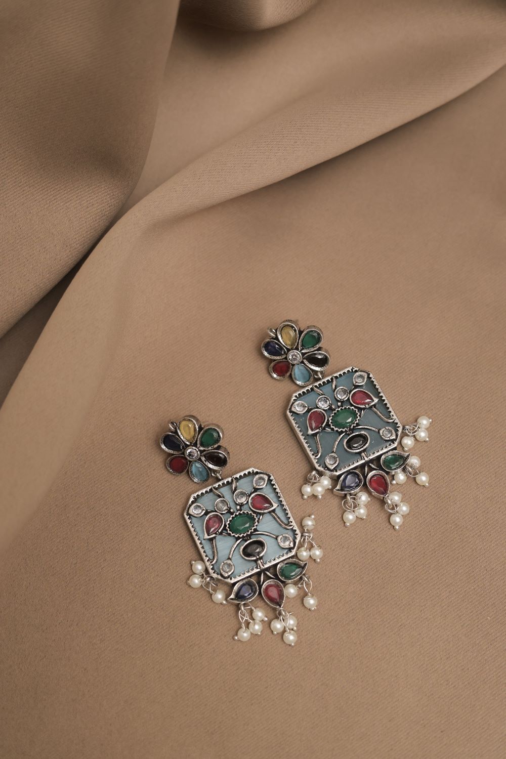 Silver Look-Alike Chain Pendant with Multicolor Cabochon Flowers