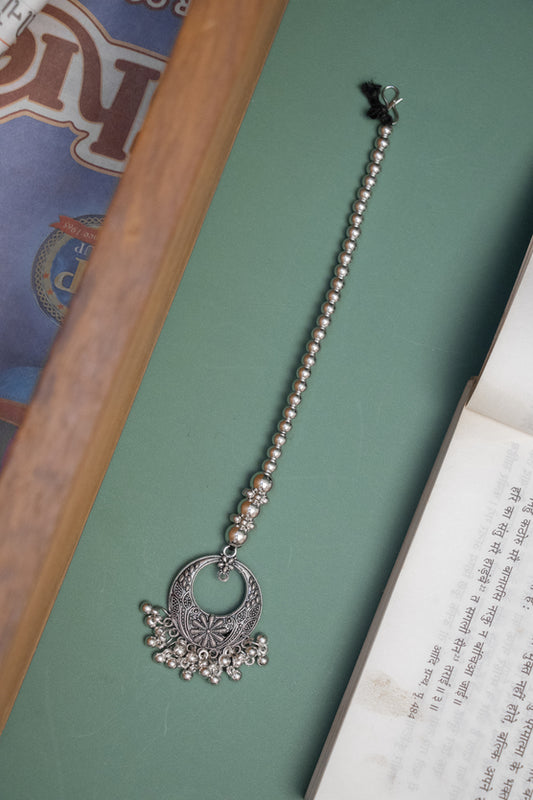 Oxodise Crescent Moon Tika with Floral Engraving and Bead Drops