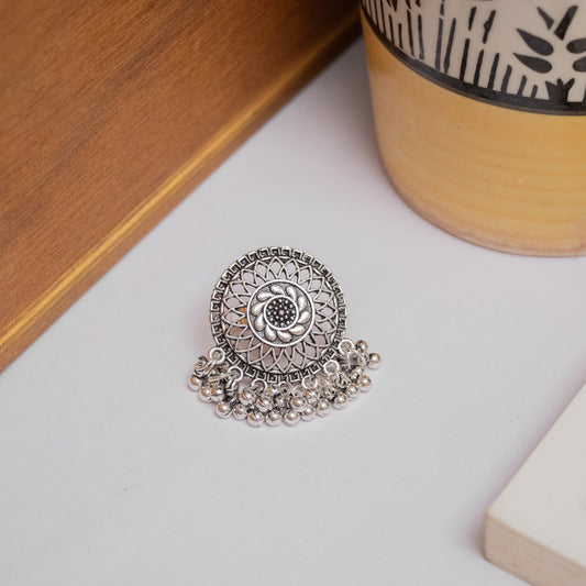 Oxodise Floral & Teardrop Design Ring with Dangling Beads