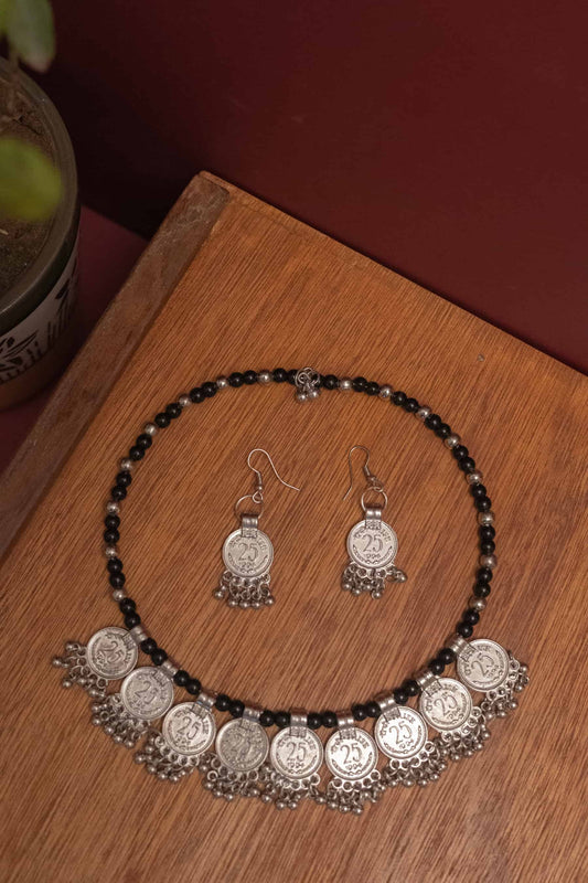 Oxodise Black Beaded Coin Necklace