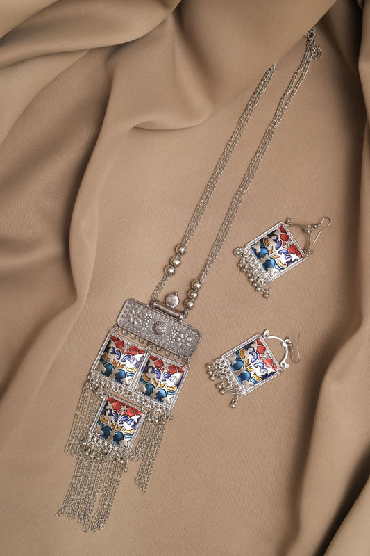 Oxodise Floral Chain Pendant with Dangling Silver Tassels