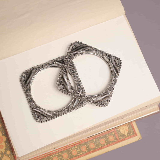 Oxodise Square Frame Kada (3 Sizes)
