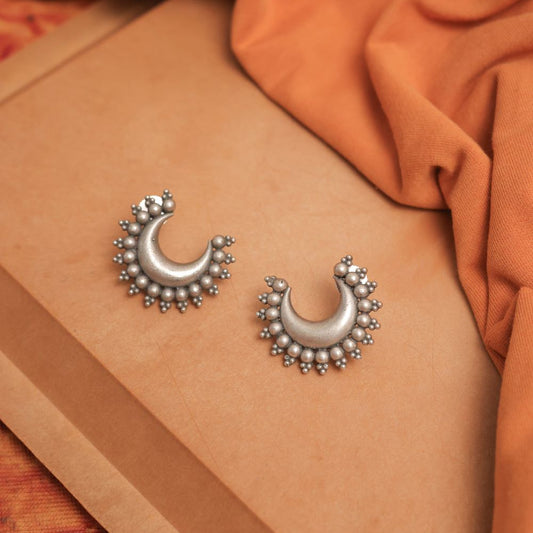 Silver Look-Alike Vine Style Earring