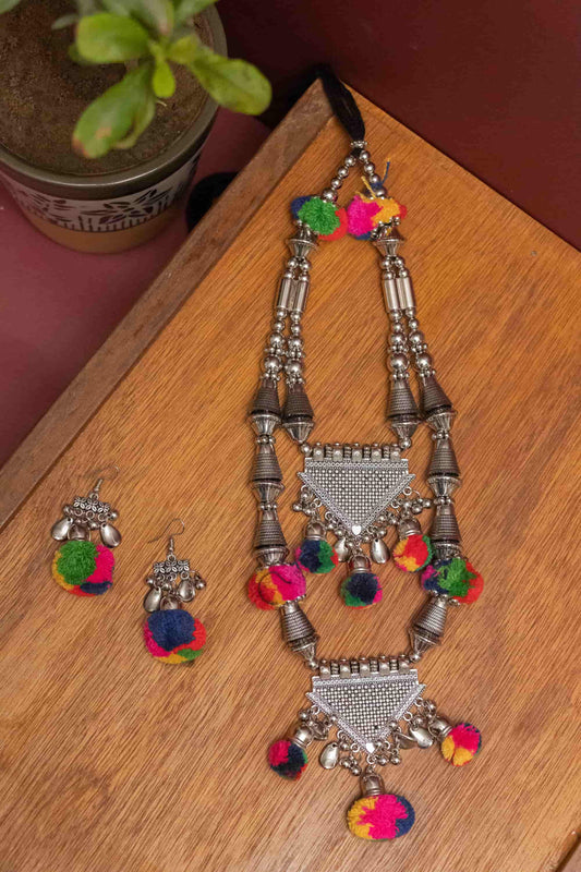 Oxodise Double Layer with Dangling Pom Poms Necklace