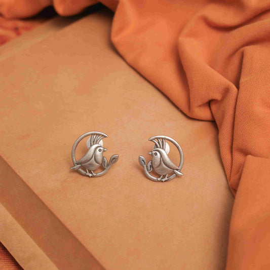 Silver Look-Alike Bird Motif Studs Earring with Leaf Frame