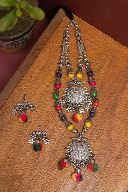 Oxodise Double Layer with Dangling Floral Necklace