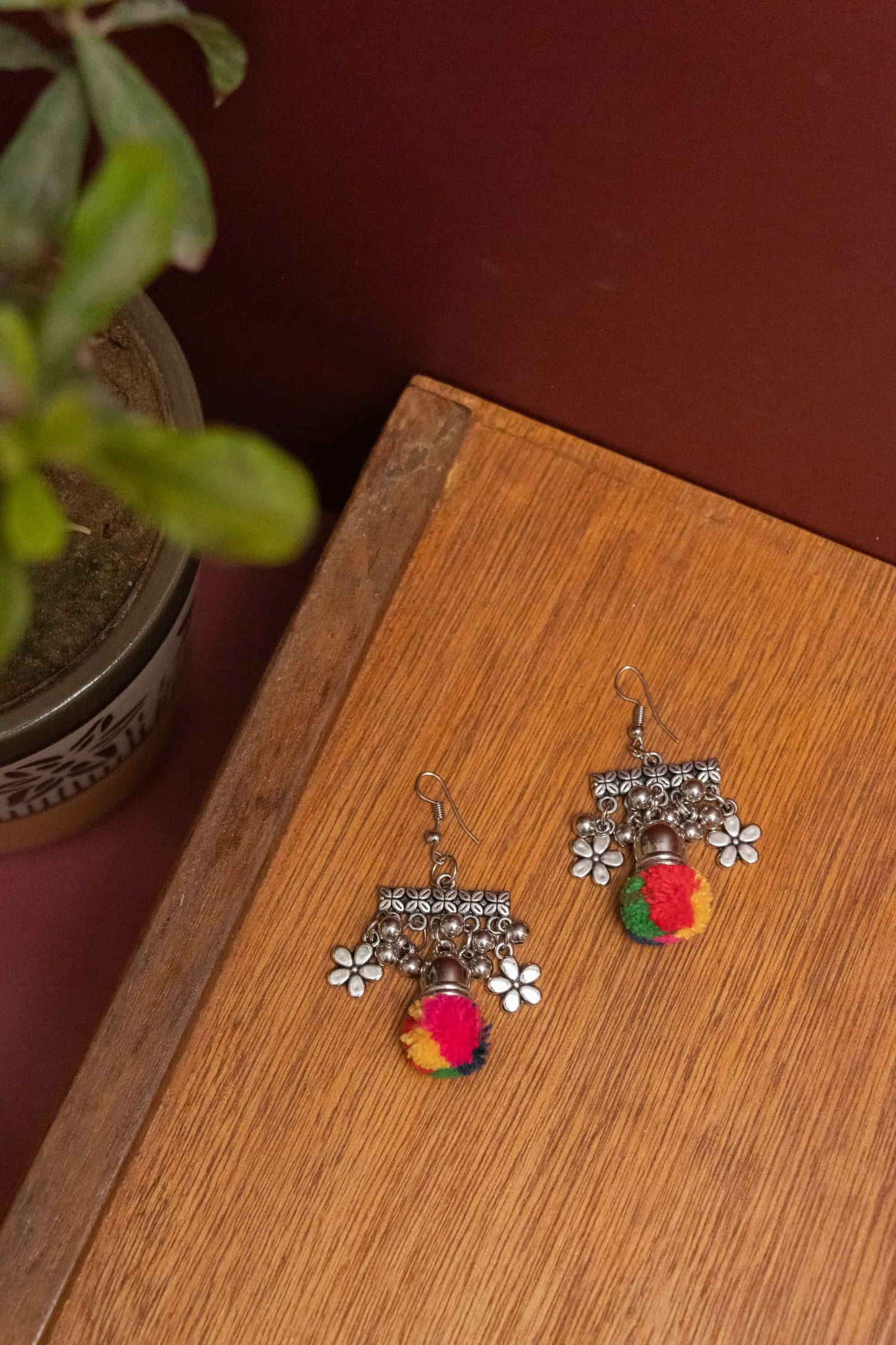 Oxodise Double Layer with Dangling Floral Necklace