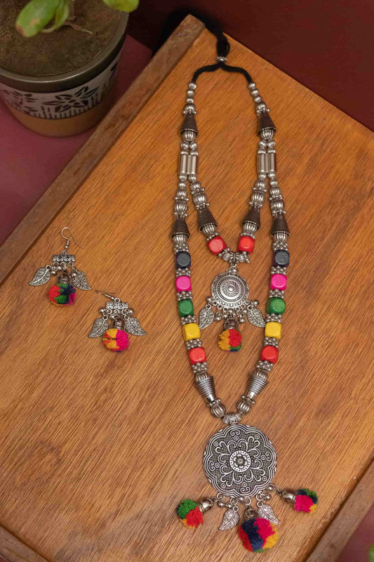 Oxodise  Double-Layer Pom Poms with Round Charm Necklace