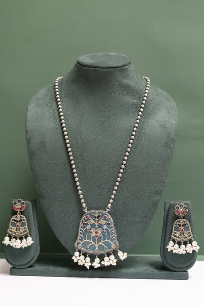 Silver Look-Alike Chain Pendant with Dangling  White Beads