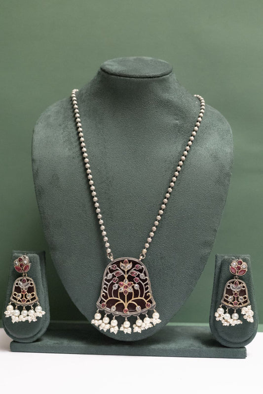 Silver Look-Alike Chain Pendant with Dangling  White Beads