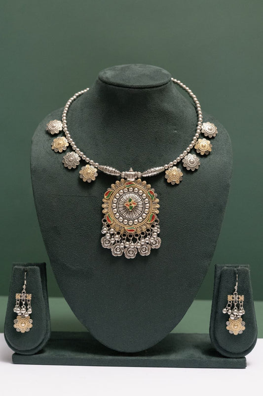 Oxodise Two Tone Floral Paisley Necklace with Dangling Roses