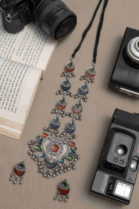 Oxodise Meena Necklace with Geometrical & Crescent Cabochons