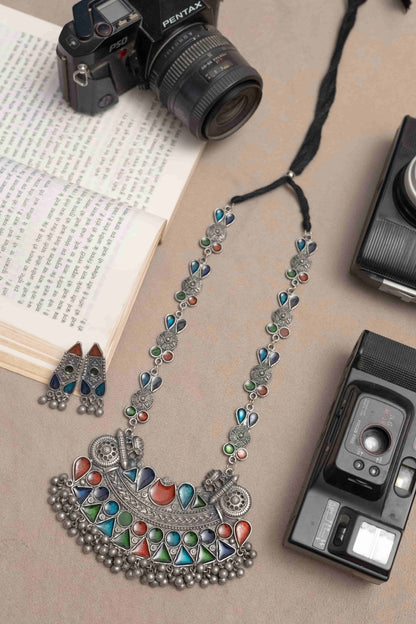 Oxodise Meena Necklace with Geometrical & Teardrop Cabochons