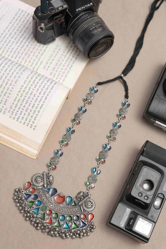 Oxodise Meena Necklace with Geometrical & Teardrop Cabochons