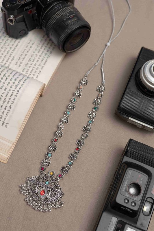Oxodise Stone Elephant Necklace with Multicolor Cabochons