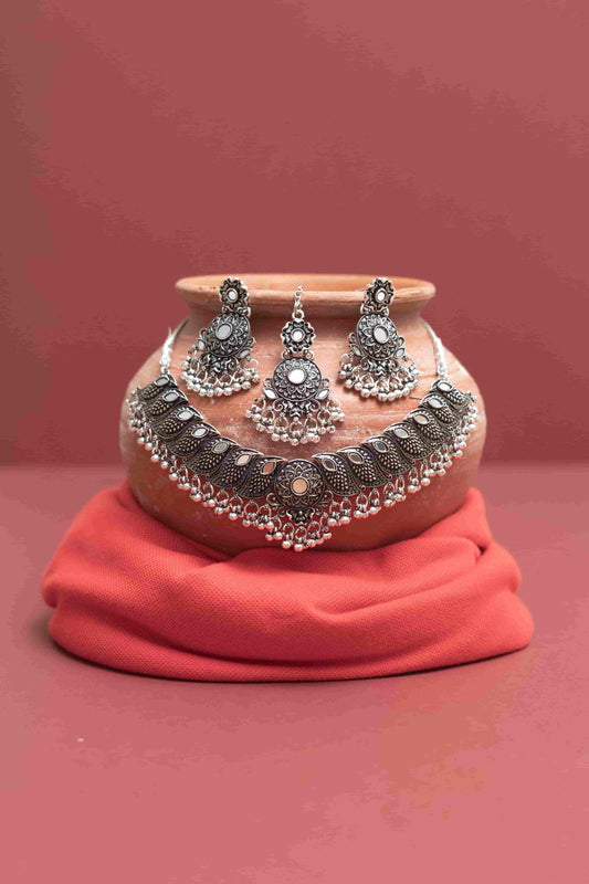Oxodise Silver Mirror Necklace with Paisley Motifs