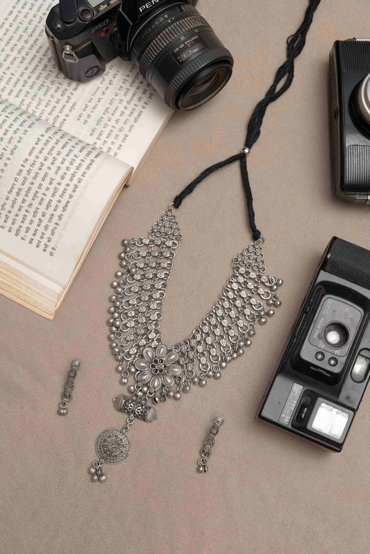 Oxodise Statement Necklace with Matching Earrings