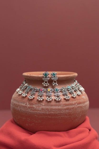 Oxodise Choker Necklace with Multicolor Teardrop Cabochons