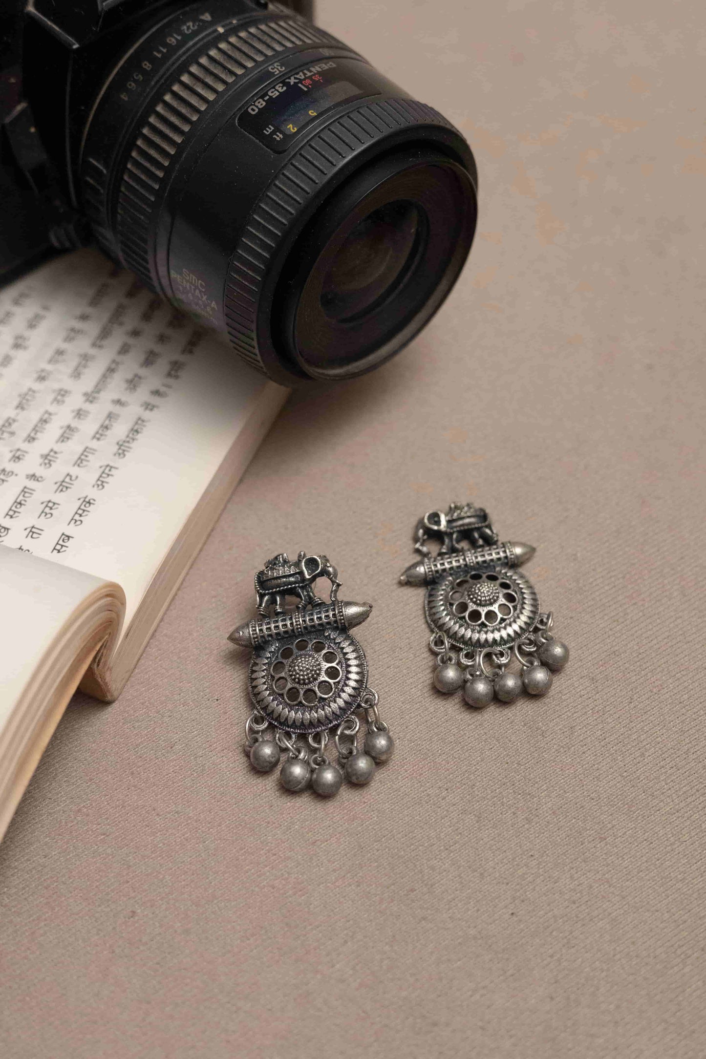Oxodise Silver Antique Chain Pendant Necklace with Matching Earrings