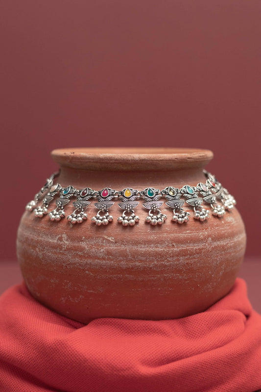 Oxodise Choker Necklace with Multicolor Teardrop Cabochons