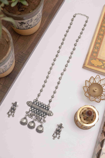 Traditional Oxodise Pendant Necklace & Earring Set