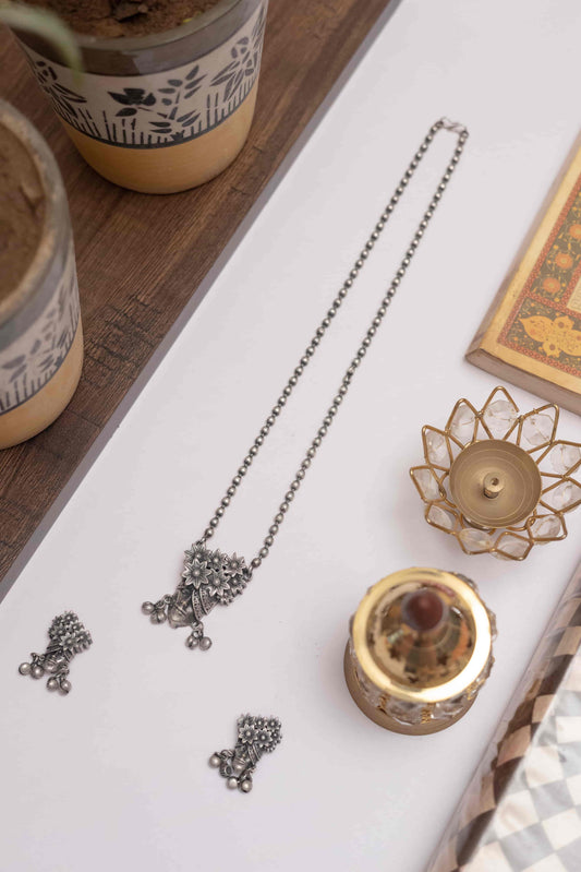 Oxodise Chain Pendant with Ghungroo Detailing & Earrings