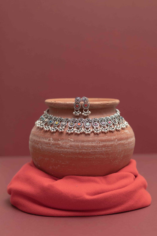 Oxodise Multicolor Round Cabochons Choker with Dangling Beads