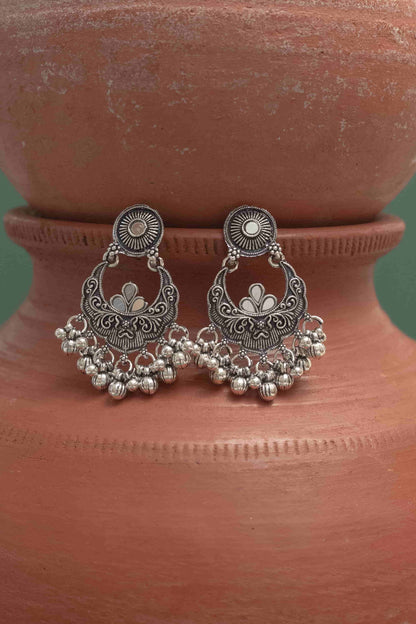 Oxodise Combo Mirror Crescent Pendant Choker with Dangling Beads