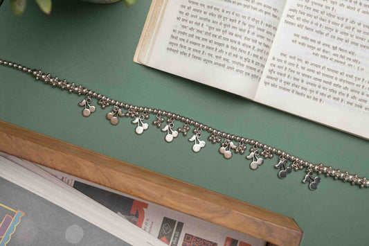 Oxodise Belt with Cherry-Like Dangling Charms